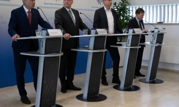 Европол: Разбиена масовна педофилска мрежа, приведени 79 лица (ДПЛ)