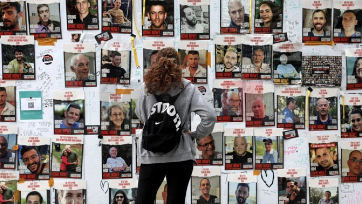 Tajms of Izrael: Një funksionar palestinez pohon se Hamasi është gati të lirojë të gjithë pengjet menjëherë në këmbim për përfundim të luftës në Gazë