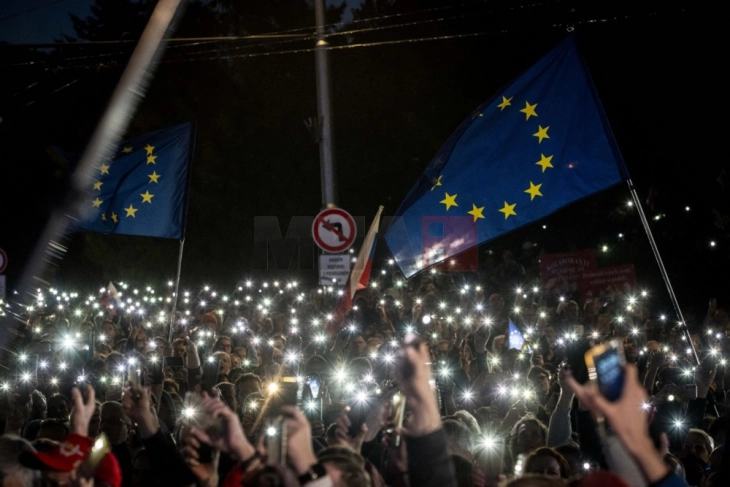 Масовни протести во Словачка против контроверзен закон за невладини организации