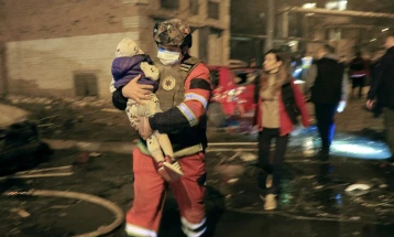 Pesë persona e humbën jetën në sulmin rus me dronë në Harkov