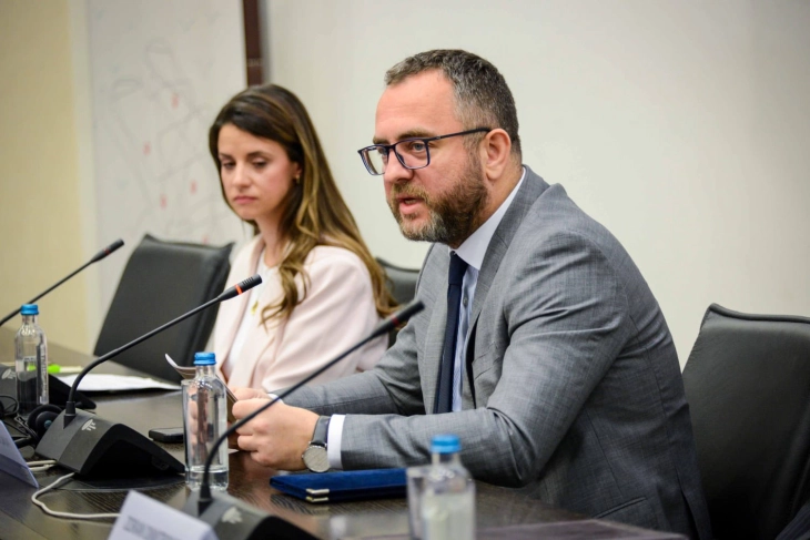 Toshkovski në brifingun diplomatik “Miqtë e MARRI-t”: Migrimi është një fenomen kompleks, shumëdimensional dhe që ndryshon me shpejtësi