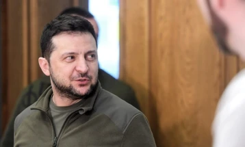 Shefat e Shtatmadhorive të Francës dhe Britanisë u takuan me Zelenskin në Kiev