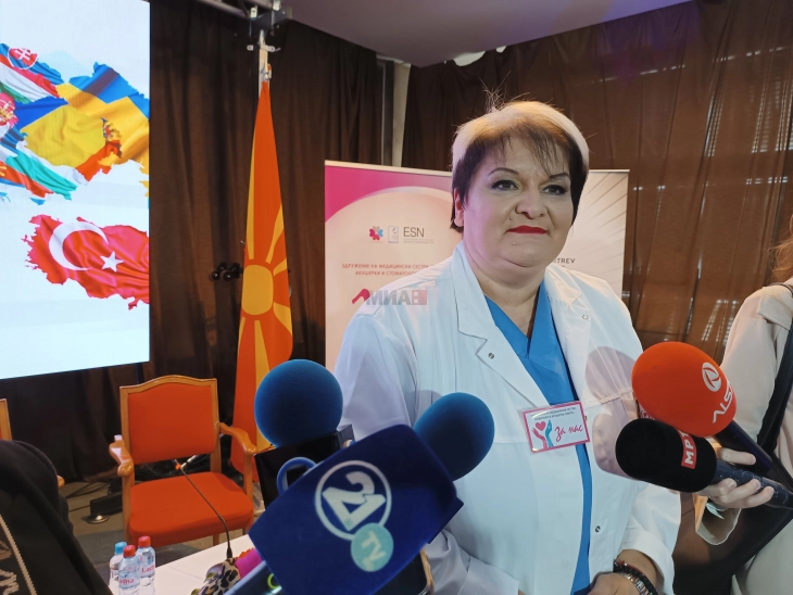 Бешлиовска: Имаме околу 9.200 медицински сестри, а треба да сме околу 15 илјади