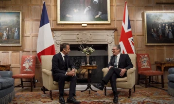 Starmer dhe Makron: Lufta tregtare nuk është në interes të askujt