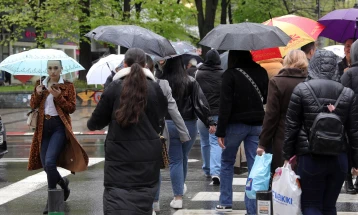 Pranvera me periudha të paqëndrueshme dhe me shi, mundësi që lumenjtë të dalin nga shtrati dhe rrëshqitje të dheut
