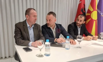 Krahu i Taravarit mban kuvendin e partisë, në rend dite situata aktuale politike dhe zgjedhjet lokale