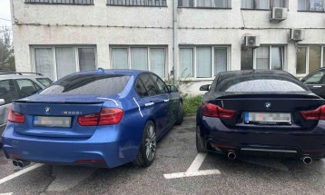 Janë konfiskuar dhjetë automjete për pjesëmarrje në “gara të egra” në Shkup