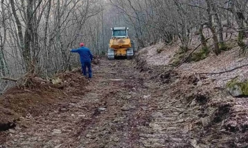 Противпожарни препреки кон Тиквешко Езеро