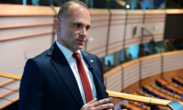 Filipçe për MIA-n: Qëndroj në dispozicion që t'i bëjmë ndryshimet kushtetuese dhe t'i hapim kapitujt negociuese me BE-në