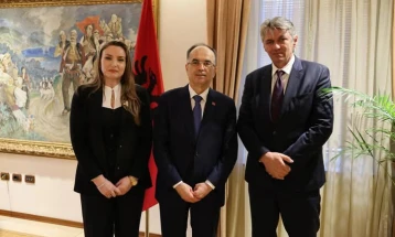 Lideri i ASH-së, Sela u takua me presidentin shqiptar, Begaj në Tiranë