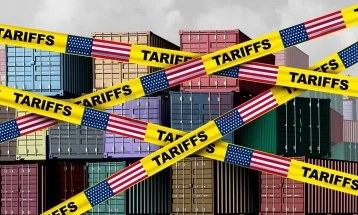 BE-ja bën thirrje për unitet për sulmin e parë hakmarrës së tarifave të Trampit