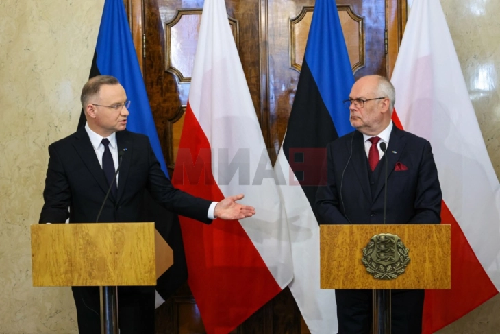 Дуда: Американските сили се прераспоредуваат, не ја напуштаат Полска