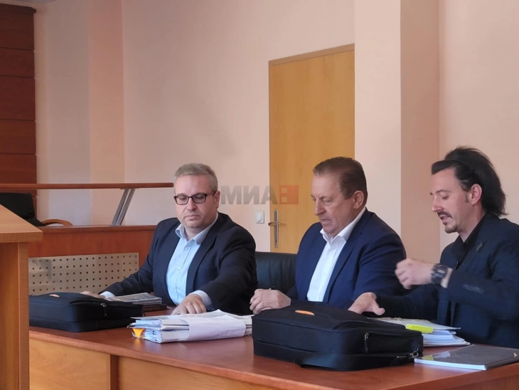 Vazhdojnë gjykimet kundër Merkos për blerjen e audios dhe për vendosjen e pllakës përkujtimore në hyrje të ndërtesës së Komunës