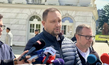 Трендафилов: Владата не е против зголемување на минималната плата, туку останатите два синдиката