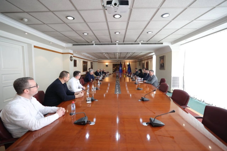 Gov’t to accept any agreement between unions and employers