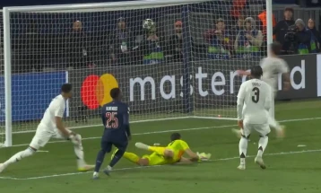 Barca and PSG with clear wins in Champions League QF first legs