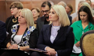 Заменик - министерката за европски прашања Трајков и директорот на Агенцијата за поттикнување на развојот на земјоделството, Стоилев во посета на Свети Николе 