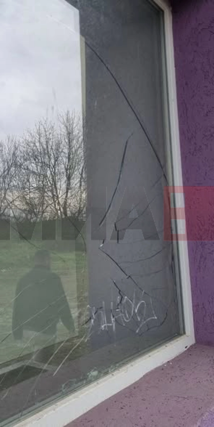 Vandalizohet kopshti i ri në Butel 1