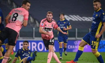 Napoli fillon bisedimet për Kulushevskin