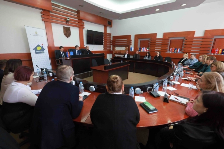 Перински во Велес: Продолжува владината поддршка за урбани и функционални општини