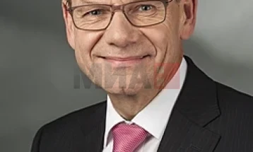 “Politiko”: Kush do t'i udhëheqë ministritë në qeverinë e Mercit?!