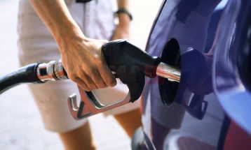 Lirohen çmimet e derivateve