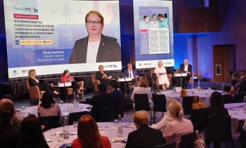 Mësim me një turne ka në 150 shkolla, që të përfshihen të gjitha në vend duhet të ndërtohen 300 klasa