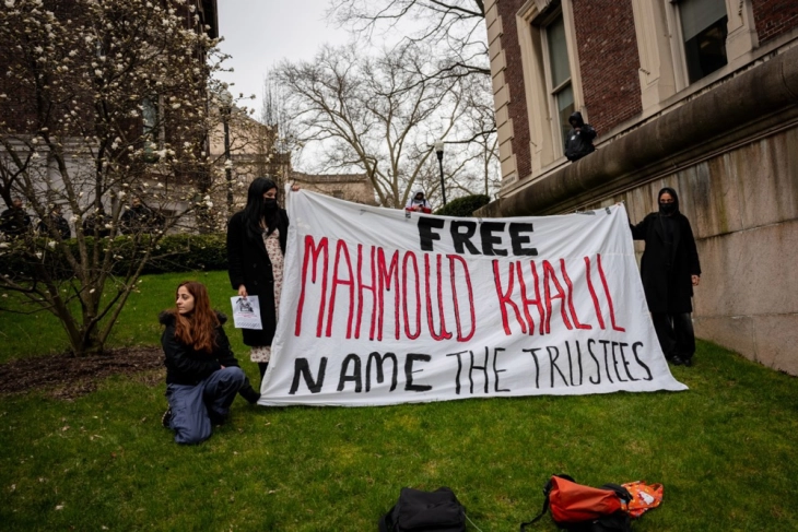 Судија за имиграција одлучи студентот Махмуд Калил да биде депортиран од САД заради пропалестинските ставови 