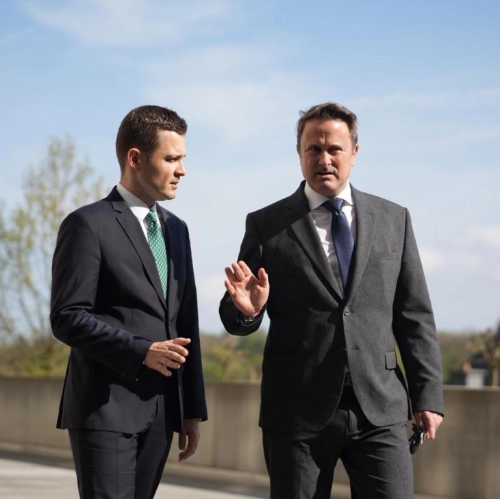 Mucunski meets Luxembourg’s Deputy PM and Foreign Minister Xavier Bettel