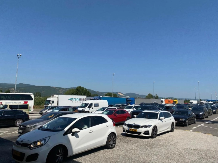 Në VK Tabanoc këtë fundjavë hyrje dhe dalje kanë realizuar pothuajse 37 000 shtetas të Maqedonisë së Veriut