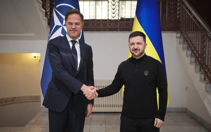 Zelenski u takua me sekretarin e përgjithshëm të NATO-s