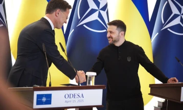 Rute në Odesa: NATO qëndron me Ukrainën
