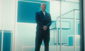 Eros Ramacoti paralajmëroi turne botëror