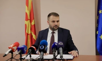 Durmishi: Të gjithë shitësit me pakicë nga 18 prilli duhet t’i publikojnë çmimet e produkteve në ueb faqet e tyre