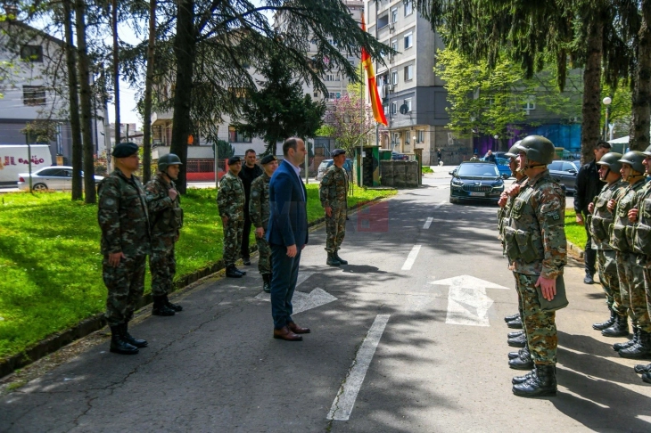 Misajllovski: Përmirësimi i kushteve për punë për çdo pjesëtar janë prioritet i Ministrisë dhe Armatës