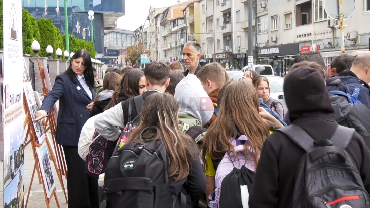 Изложба на отворено фотографии за културното наследство во Гостивар