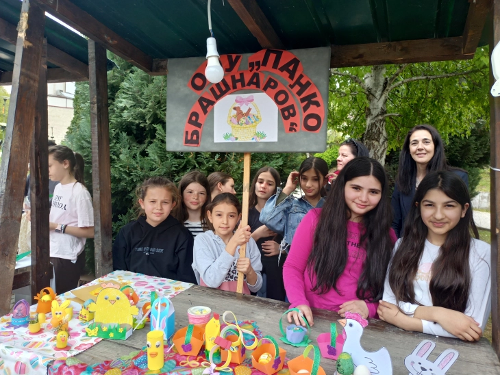 Велигденски базар во Велес