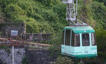 Four killed in cable car accident in southern Italy