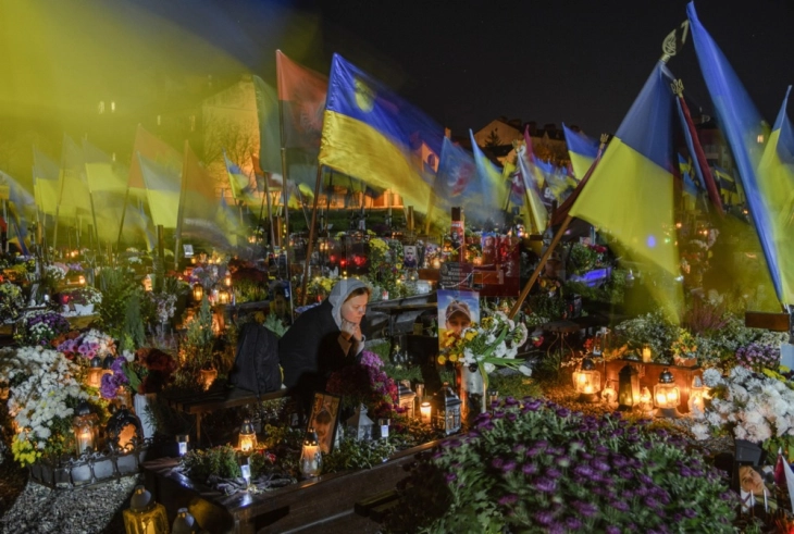 Украина прими стотици тела на војници во размена со Русија