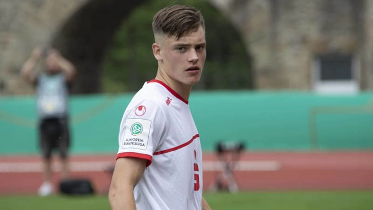 Манчестер Сити со официјална понуда за Флоријан Вирц