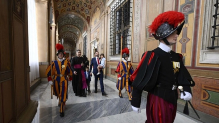 Presidenti amerikan Xhej Di Vens është takuar me papa Françeskun