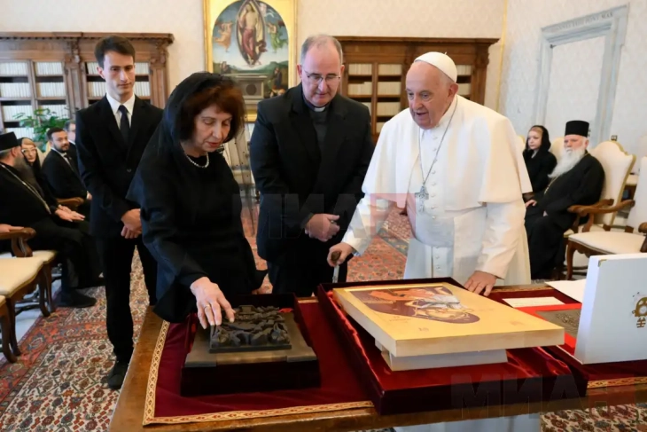 Siljanovska Davkova: Pope Francis will be remembered for his remarkable intellect, wisdom, warmth, and simplicity