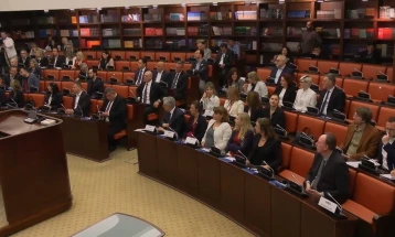 Debate: Parliament plays a key role in implementing reform agenda, political consensus essential