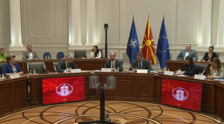 Тркалезна маса за предизвиците и придобивките од Планот за раст за Западен Балкан (во живо)