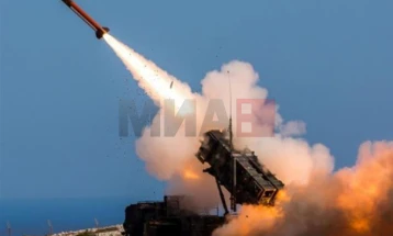 Huthët jemenas kanë hedhur raketa drejt Izraelit