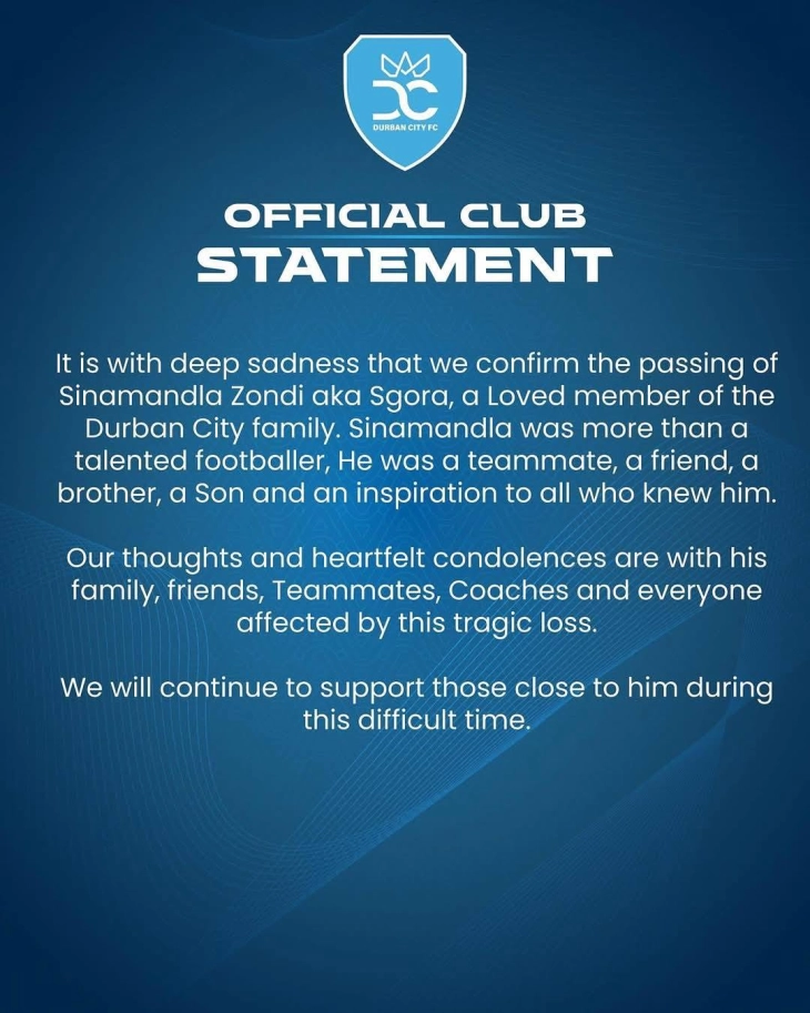 Дваесетидвегодишен јужноафрикански фудбалер почина на загревање пред натпревар