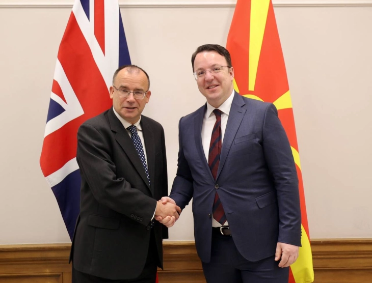 Deputy PM Nikoloski meets UK Minister Thomas, discuss economic and strategic cooperation