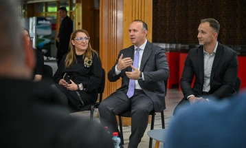 Gashi për vizitë në Bibliotekën Kombëtare Universitare me rastin e Ditës Botërore të Librit