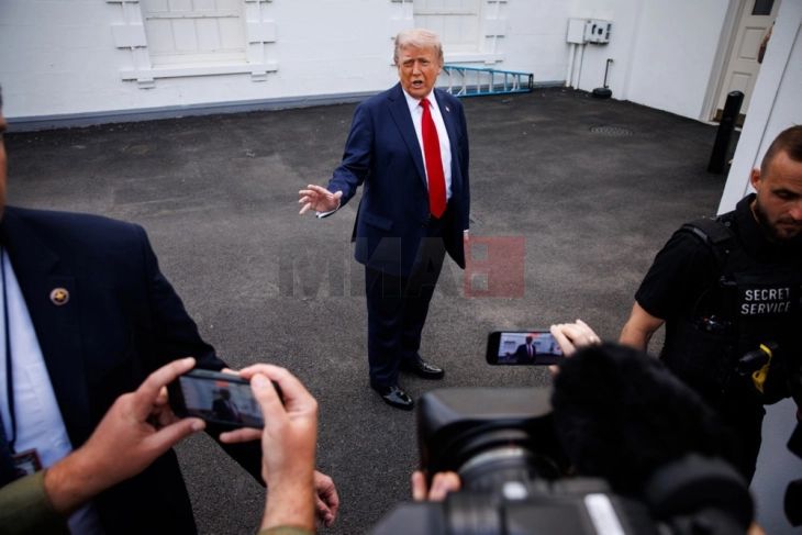 Трамп со критики за Зеленски по изјавата за Крим: Завршете ја работата, ќе ја изгубите цела земја