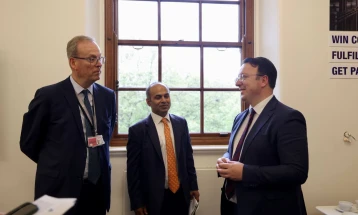 Deputy PM Nikoloski meets Tim Reid, CEO of UK Export Finance, in London